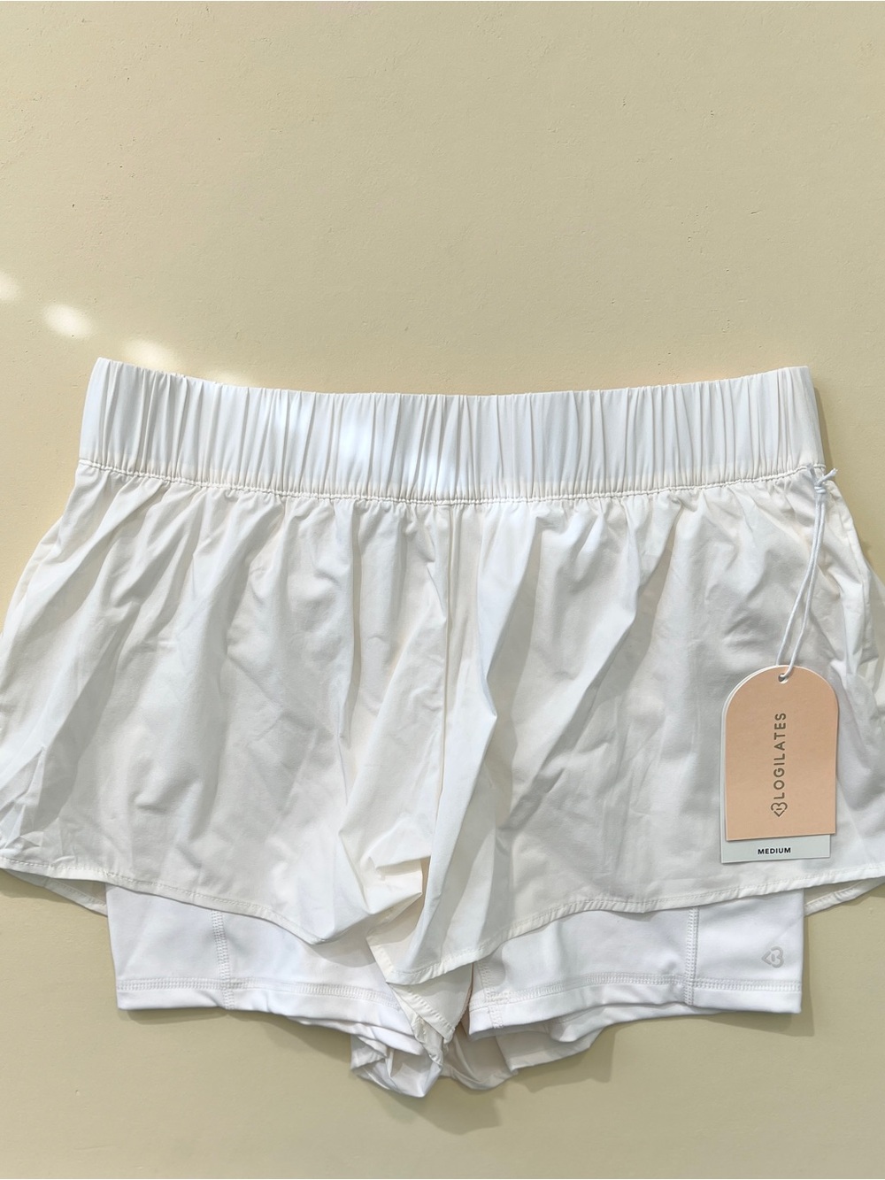 Blogilates Ruffle Shorts Size M – White – NWT